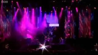 November Rain   -  Reading UK 2010 Live BBC PROSHOT