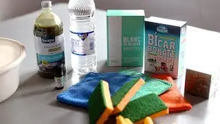 Produits ménagers faits maison avec bicarbonate, savon noir...
