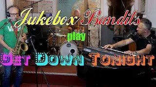 Jukebox Bandits play Get Down Tonight