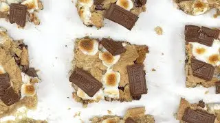 The BEST Seven Layer S'mores #recipe #baking #smores #dessert #chocolate