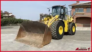 New Holland &ndash; W270 Massucco T id 3488