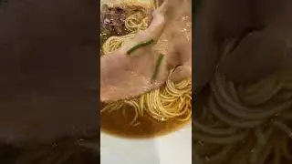 横浜・野毛の『RAMEN KAIBUTSU』でオマール海老ラーメン。細麺なのに濃厚スープがガッツリ絡んで最高🥰　#横浜ラーメン #桜木町ラーメン #野毛ラーメン