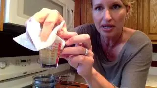 Blissen - DIY Colored Lip Gloss Recipe