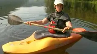 How to Maintain Proper Kayaking Posture