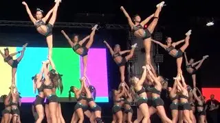 THE MAJORS behind the scenes Cheer Extreme 2014