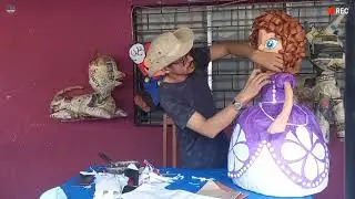 Piñata con brazos flexible de Princesa Sofia #sofia #princess #girl #girls #princesas