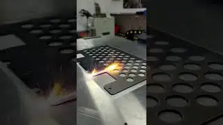 Platform automatic laser cleaning machine for removing paint of heat dissipation steel plate