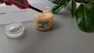How to light a yankee candle, vanilla frosting scented. ( may work on other candles)
