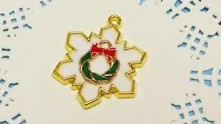 DIY | How to Make a Clay Open Bezel Pendant Keychain | Christmas Snowflake | Easy Jewelry Artwork