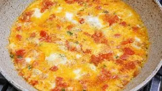 مخلمة بيض وطماطة 🌿 | فطور سريع وطعم يجنّن 😋