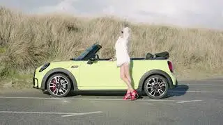 Ana Alcazar - Minicooper Cabriolet