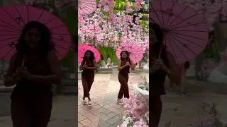 ഇനി ഞങ്ങളുടെ ലീലാവിലാസങ്ങൾ അങ്ങു. .ദൂരെ. .മലേഷ്യ യിൽ 😁❤️#malaysia #sistersdance #danceshorts