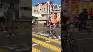 Bicycle challenging task/￼ sport competition🚲#youtubeshorts#viral #skating#challenges#shortsfeed