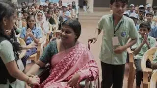 SMILES TO  GO ..... A SHORT FILM BY SCHOOL SOCIAL SERVICE SCHEME .... KMGUPS THAVANUR