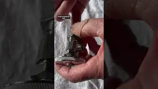 Как устранить течь под раковиной. С любовью, папа.