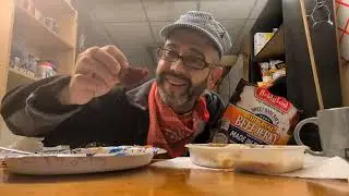 ASMR. Eating Meatloaf With Mashed Potatoes And Beef Jerky.
