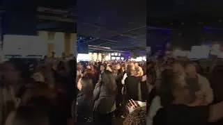 Abaixo &eacute; sensacional !
