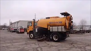 1993 Ford CF7000 street sweeper truck for sale at auction | bidding closes June 13, 2018