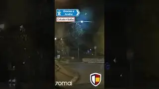Overtaking in a roundabout by going the wrong way - Dashcams Spain