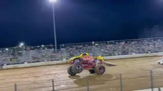 Shockwave monster truck freestyle + crash at the Buck