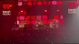 Green Day- American Idiot iheartradio