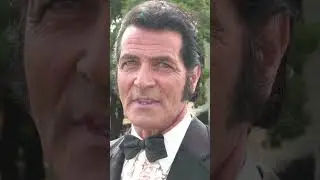 Hunderte Fans rocken die Stra&szlig;en beim Elvis-Festival in Australien | Republic News Deutsch | AA1B