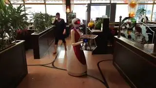 Amazing Robot Waiter at Chinese Restaurant in Germany