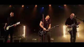 undertheskin - Cold, live @Takt Bizarre 2021
