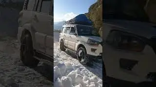 Sach pass Mai barf Mai fasi Gadi #trending #sachpass #pangivalley #killar #snowdriving #snowstorm