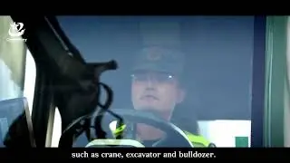 Chinese soldiers show superb skills in controlling large engineering equipment