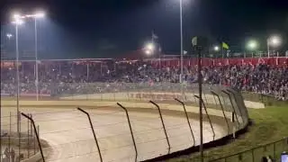 The World 100 wave + cell phone lights = 🔥