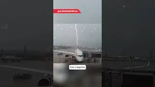 Raio atinge avi&atilde;o no aeroporto de Guarulhos