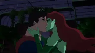This Kiss Makes Superheroes Kill Each Other