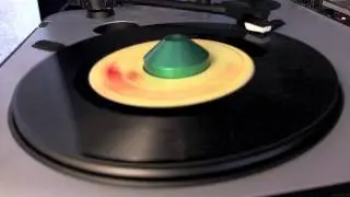 The Heptones & The Sound Dimension - Get In The Groove/Version (1972)