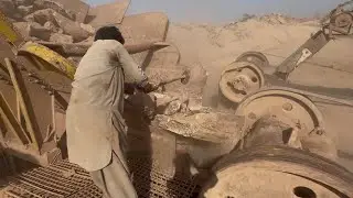 👹” Big Rock Crushing Machine : A Giant In Action A Hard Powerful Process #popular #stonecrusher 