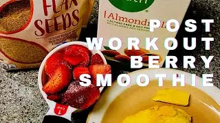 Post Workout Berry Smoothie// Summertime #smoothierecipe #howtomake #howtomakesmoothie