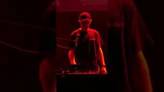 Voisource vibe on stage!