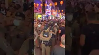 Thai Tourist Police & Soldiers in Walking Street #pattaya