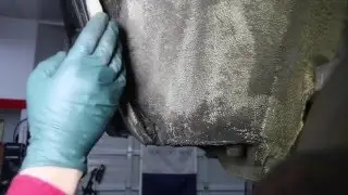 Mercedes W116 300SD Green Ghost Rescue Part 3: Inspecting it for Rust