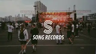 Call Me Out - Alex Hobson feat.Sarah Close