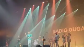 radio guga live in het studio 100 theater in Adinkerke met grote dank aan Fifty-one Club Westkust