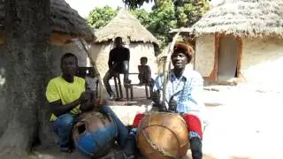 Toumani Doumbia - Dundunba on Bolon (Kon & Denmusoni Kelen)