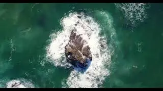 Stock footage - Drones footage breaking waves (free download) (4K)