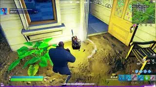 Fortnite - Use CB Radio and Place Welcome Gifts - Week 5 Quests