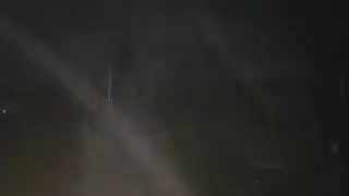 Strong winds sweep Srinagar uptown