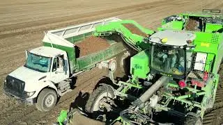 La Grande Culture de mais, soya et pomme de terre par Ferme Henrard et Leon Delorme.