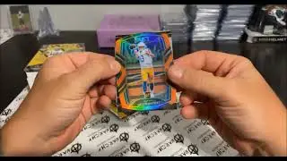 2020 Select Football Justin Herbert Orange Prizm Club Level Die-Cut Rookie
