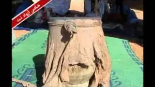 من تراث عرب مالي - الغناء على وقع طبل  بوعروة