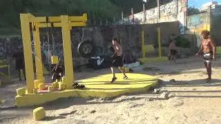 MUSCULA&Ccedil;&Atilde;O PARAIA ARPOADOR SABADO DE SOL BRASIL RIO DE JANEIRO MAR&Ccedil;O 2023