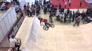 Лучшие трюки в минирампе